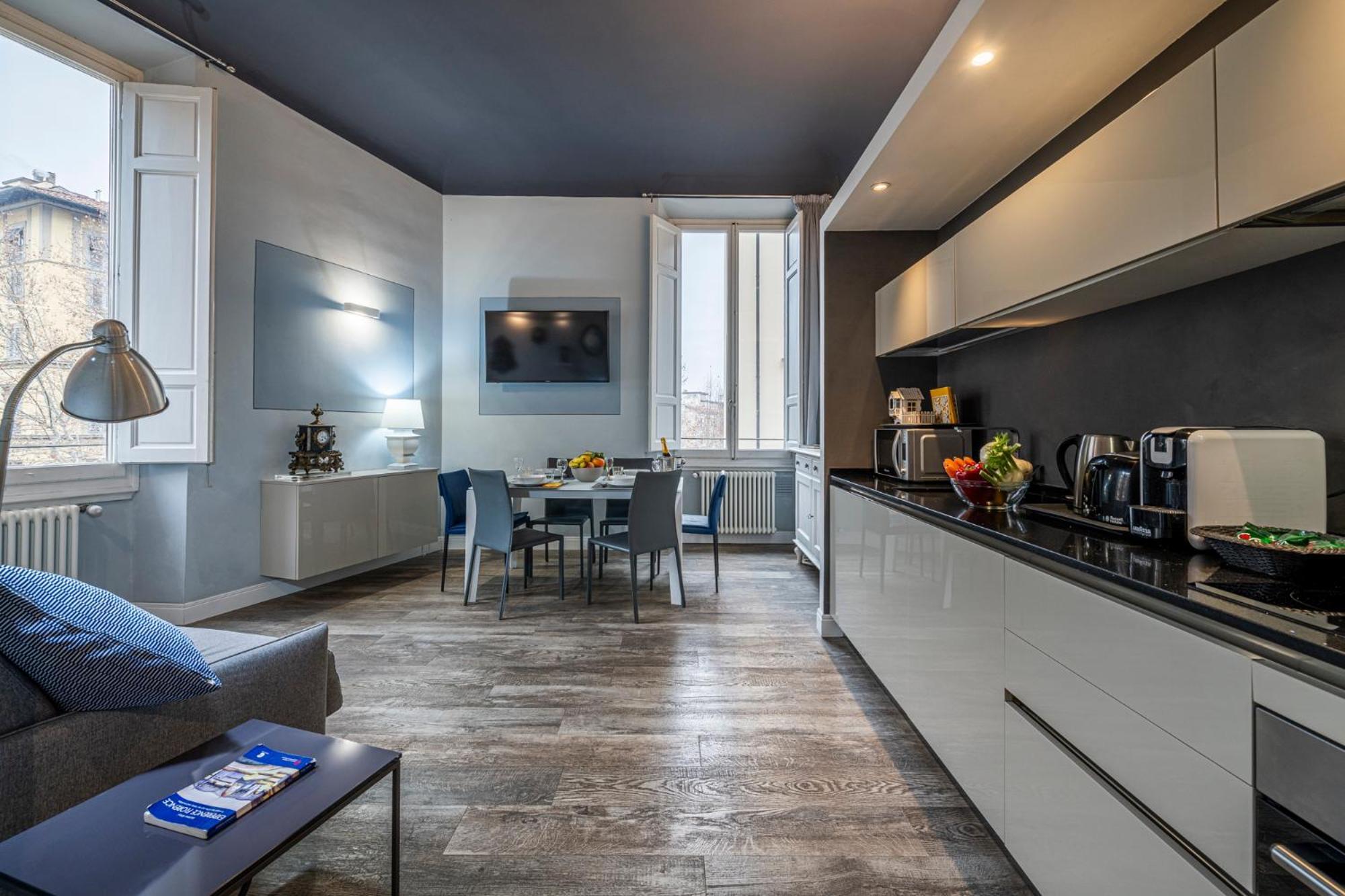 Cherubini Palace Thematic Apartment فلورنس المظهر الخارجي الصورة