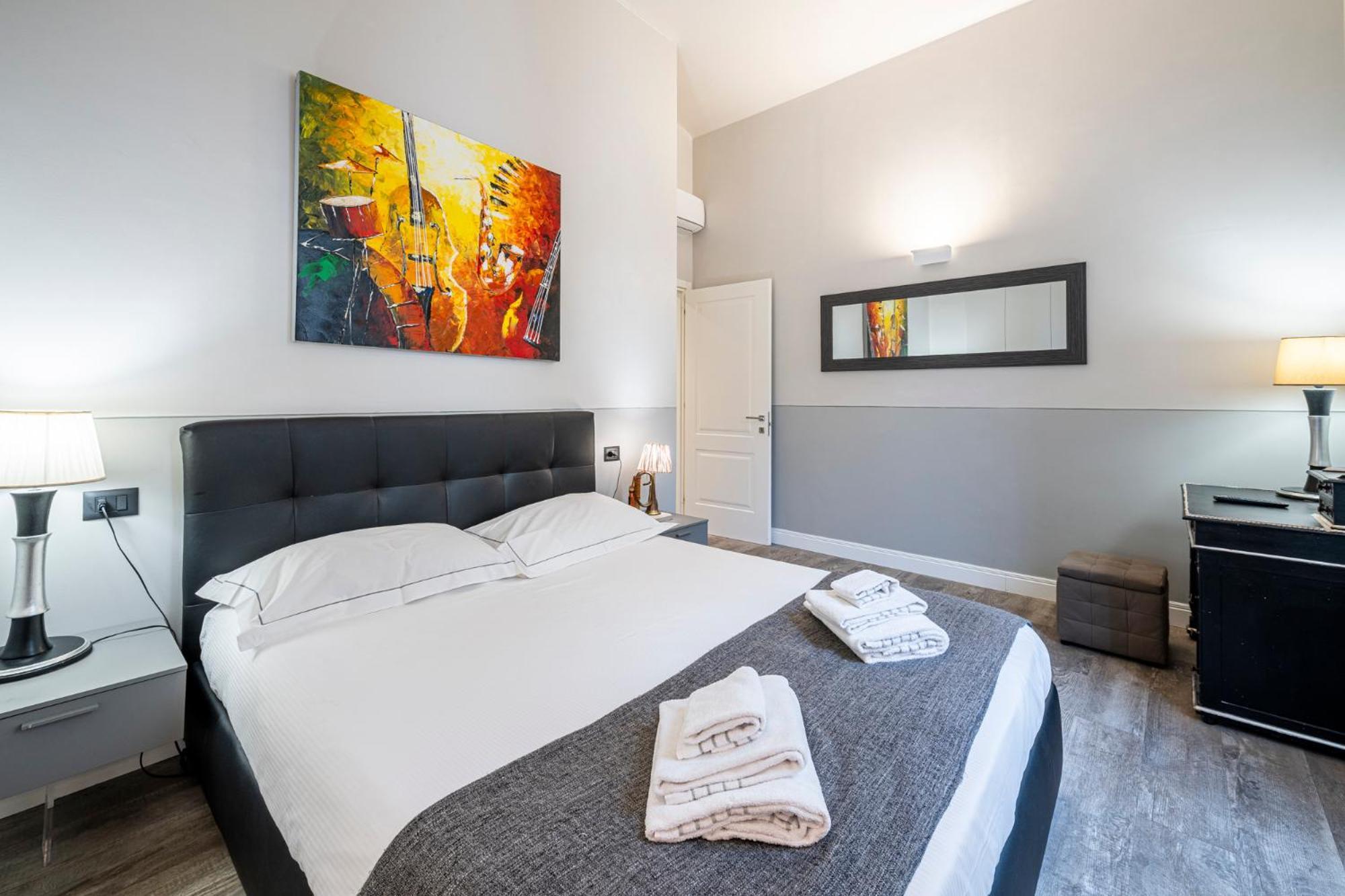 Cherubini Palace Thematic Apartment فلورنس المظهر الخارجي الصورة