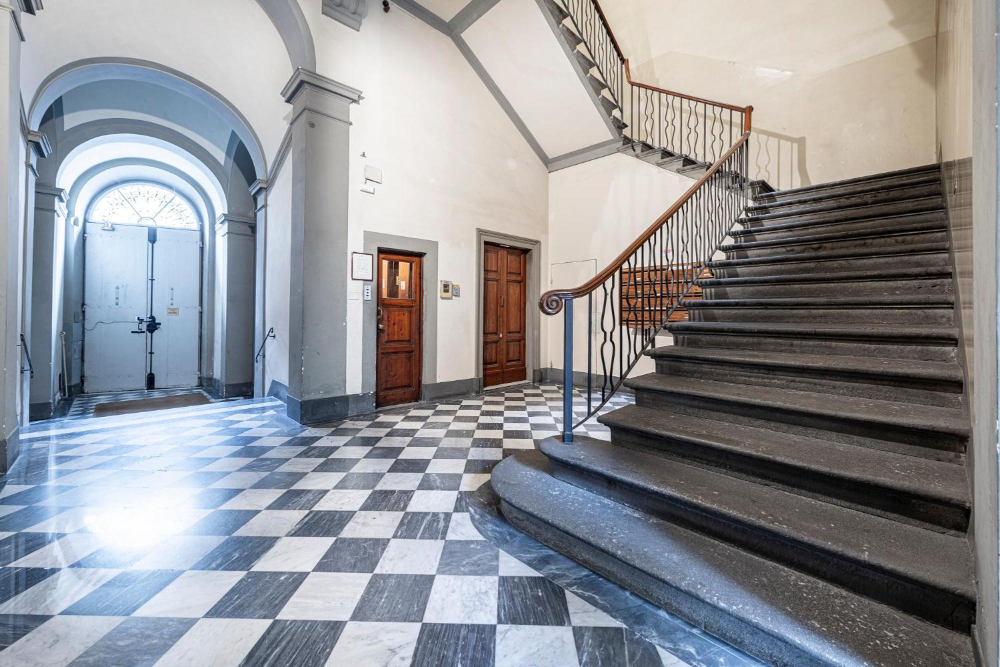 Cherubini Palace Thematic Apartment فلورنس المظهر الخارجي الصورة
