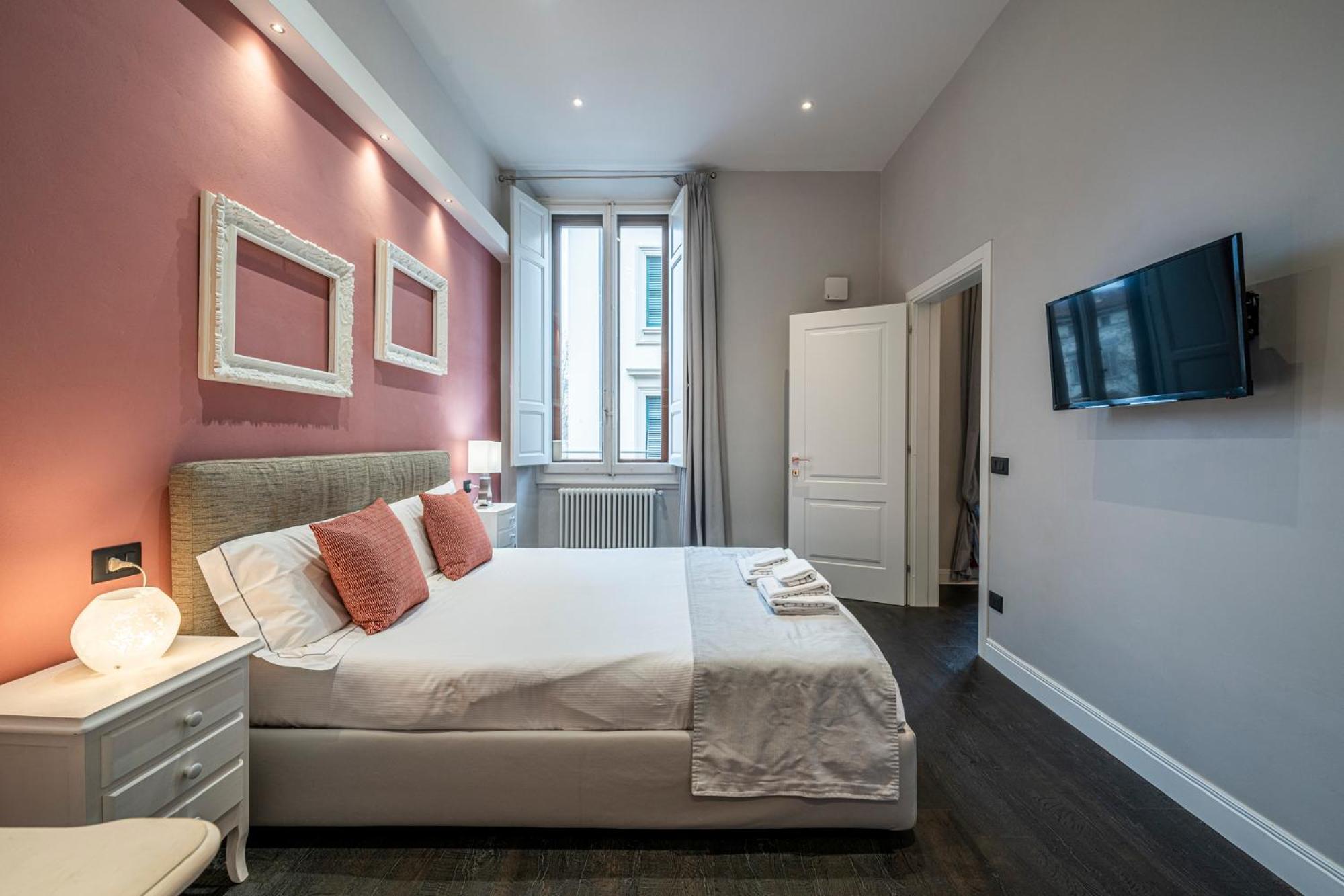 Cherubini Palace Thematic Apartment فلورنس المظهر الخارجي الصورة