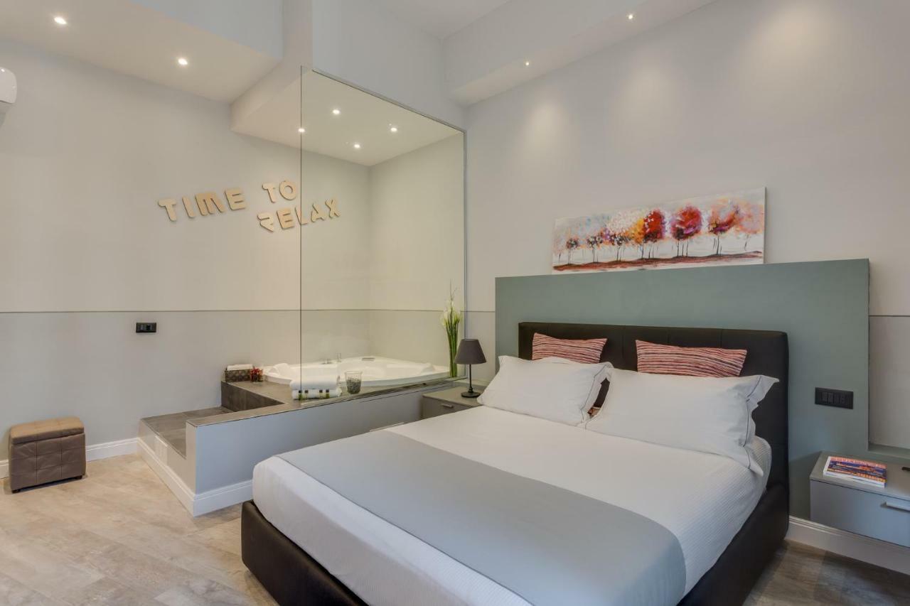 Cherubini Palace Thematic Apartment فلورنس المظهر الخارجي الصورة