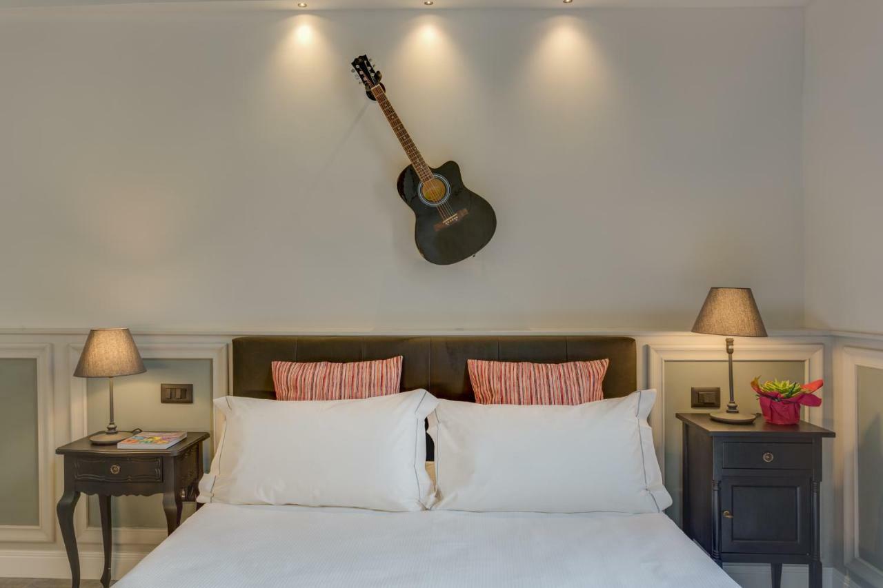 Cherubini Palace Thematic Apartment فلورنس المظهر الخارجي الصورة